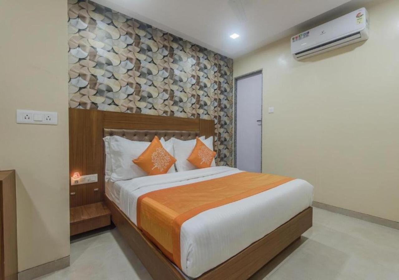 Hotel Arton Regency Near Terminal 2 Airport Bombay Eksteriør billede